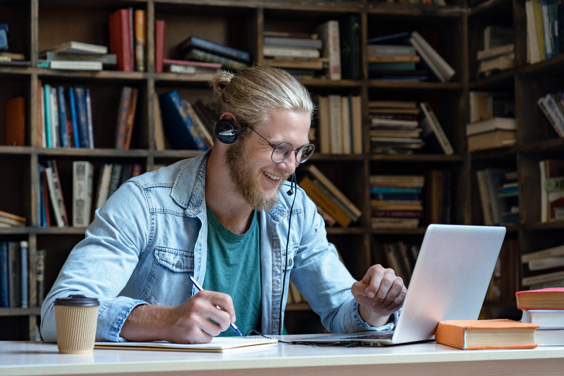 Slik forbereder du videointevjuet