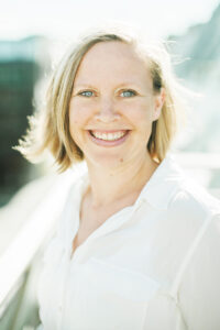 Portrett av medarbeider Karin Anne Cartner i OPF